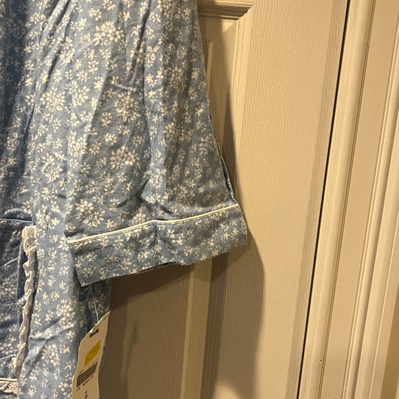 Floral Blue Women's Robe - Picture 3 of 4